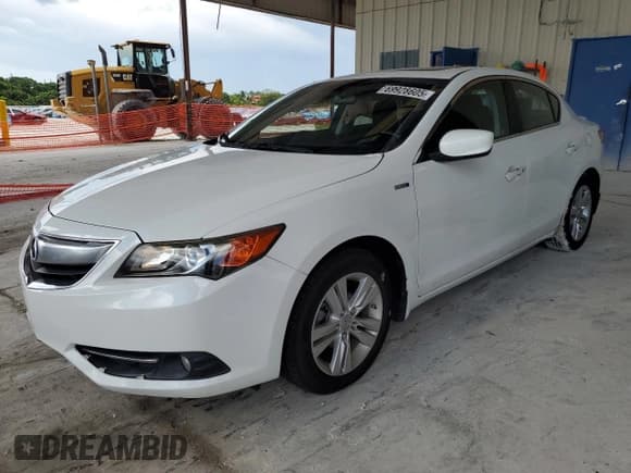 ✅ 2013 Acura ILX Hybrid • VIN: 19VDE3F30DE302027 • Лот: 69928605. Опубликован ранее на Copart с пробегом 172 371 миль. Бесплатный доступ к архиву аукционных продаж из США и подробный отчёт об истории автомобиля на DreamBid. Изображение 1.