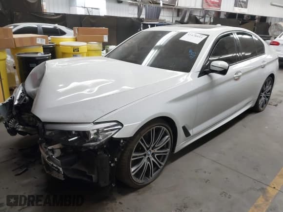 ✅ 2020 BMW 5 Series 540i • VIN: WBAJS1C02LWW67733 • Lot: 41478533. Listed on IAAI with 48,818 mi. Free auction sales archive from the USA and detailed vehicle history report at DreamBid. Image 2.