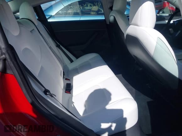 ✅ 2021 Tesla Model 3 Performance • VIN: 5YJ3E1EC5MF061178 • Lot: 41600498. Listed on IAAI with 30,761 mi. Free auction sales archive from the USA and detailed vehicle history report at DreamBid. Image 8.