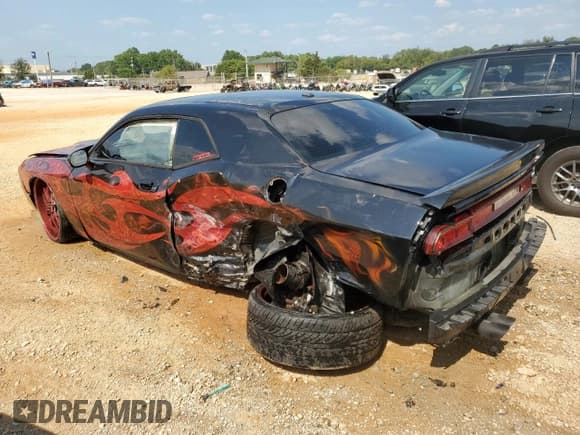 ✅ 2008 Dodge Challenger SRT-8 • VIN: 2B3LJ74W28H312203 • Lot: 64511794. Wystawiony na Copart z przebiegiem Nie podano. Bezpłatny archiwum sprzedaży aukcyjnych z USA i szczegółowy raport historii pojazdu na DreamBid. Zdjęcie 2.