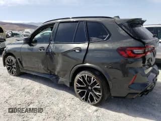 ✅ 2022 BMW X5 M • VIN: 5YMJU0C09N9L15281 • Lot: 53771493. Wystawiony na Copart z przebiegiem Nie podano. Bezpłatny archiwum sprzedaży aukcyjnych z USA i szczegółowy raport historii pojazdu na DreamBid. Zdjęcie 2.