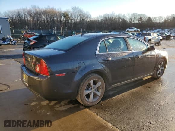 ✅ 2011 Chevrolet Malibu 1LT • VIN: 1G1ZC5E16BF209605 • Lot: 82021114. Listed on Copart with 119,980 mi. Free auction sales archive from the USA and detailed vehicle history report at DreamBid. Image 3.