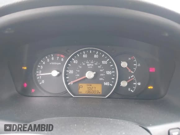 ✅ 2010 Kia Rondo • VIN: KNAHG8C91A7300692 • Lot: 42113892. Listed on IAAI with 136,003 mi. Free auction sales archive from the USA and detailed vehicle history report at DreamBid. Image 7.