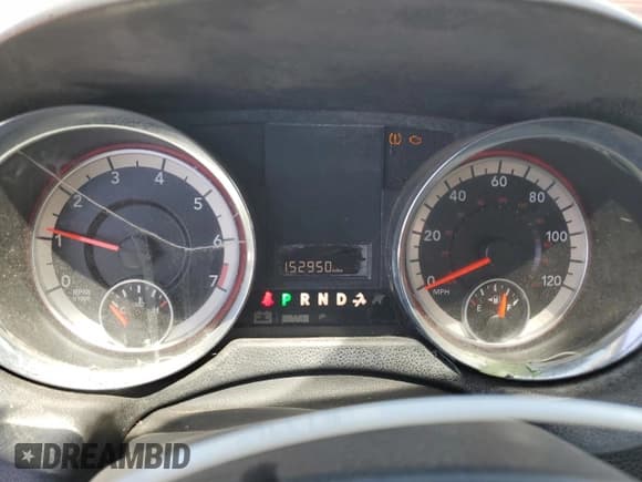 ✅ 2017 Dodge Grand Caravan SE • VIN: 2C7WDGBG7HR738822 • Lot: 67392035. Wystawiony na Copart z przebiegiem 152 950 mil. Bezpłatny archiwum sprzedaży aukcyjnych z USA i szczegółowy raport historii pojazdu na DreamBid. Zdjęcie 9.