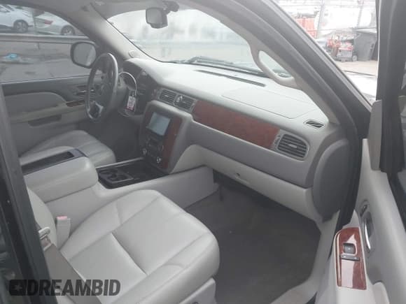 ✅ 2013 Chevrolet Silverado 1500 LTZ • VIN: 3GCPKTE79DG244621 • Lot: 43783260. Wystawiony na IAAI z przebiegiem 149 684 mil. Bezpłatny archiwum sprzedaży aukcyjnych z USA i szczegółowy raport historii pojazdu na DreamBid. Zdjęcie 5.