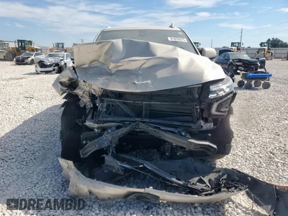 ✅ 2021 Chevrolet Tahoe LT • VIN: 1GNSCNKD9MR213809 • Lot: 81876575. Listed on Copart with 49,364 mi. Free auction sales archive from the USA and detailed vehicle history report at DreamBid. Image 5.