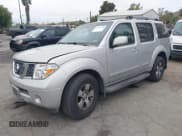 ✅ 2006 Nissan Pathfinder SE • VIN: 5N1AR18U76C646520 • Lot: 42077515. Listed on IAAI with 187,635 mi. Free auction sales archive from the USA and detailed vehicle history report at DreamBid. Image 2.