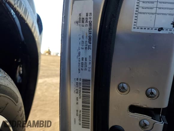 ✅ 2010 Dodge Challenger R/T • VIN: 2B3CJ5DT0AH244774 • Lot: 86561324. Wystawiony na Copart z przebiegiem 132 909 mil. Bezpłatny archiwum sprzedaży aukcyjnych z USA i szczegółowy raport historii pojazdu na DreamBid. Zdjęcie 14.