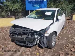 2020 Hyundai Accent SE с VIN 3KPC24A61LE098386, выставлен на аукционе IAAI как лот 43324231 с пробегом 83 771 миль миль и . История ставок и продаж доступна на DreamBid. Изображение 2.