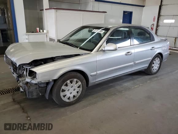 ✅ 2003 Kia Optima LX • VIN: KNAGD126835231470 • Лот: 81158395. Опубликован ранее на Copart с пробегом 126 172 миль. Бесплатный доступ к архиву аукционных продаж из США и подробный отчёт об истории автомобиля на DreamBid. Изображение 1.