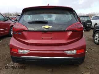 2018 Chevrolet Bolt EV Premier z VIN 1G1FX6S00J4140056, wystawiony jako Copart lot #47604194 z przebiegiem 81 840 mil mil oraz . Historia ofert i sprzedaży dostępna na DreamBid. Obrazek 6.