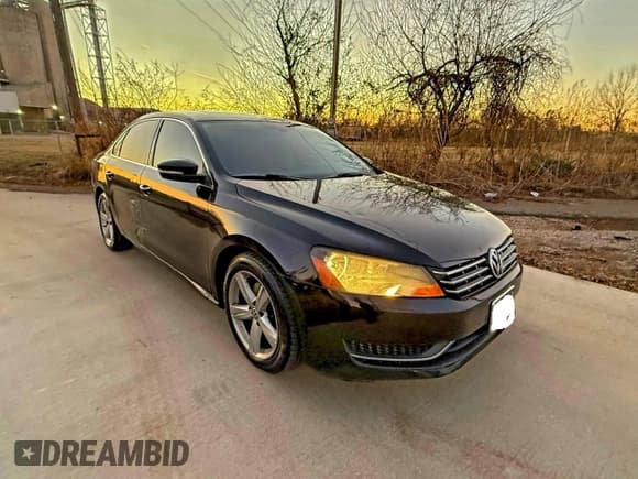 ✅ 2012 Volkswagen Passat SE • VIN: 1VWBH7A35CC048838 • Lot: 96841805. Listed on Copart with 218,808 mi. Free auction sales archive from the USA and detailed vehicle history report at DreamBid. Image 1.