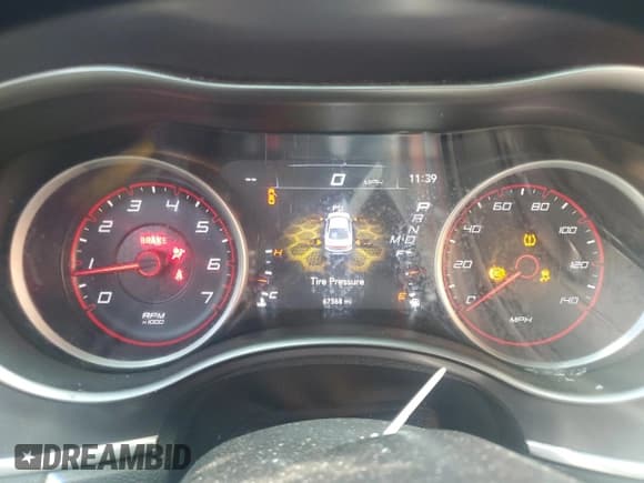 ✅ 2020 Dodge Charger SXT • VIN: 2C3CDXBG0LH125959 • Lot: 86637715. Listed on Copart with 67,568 mi. Free auction sales archive from the USA and detailed vehicle history report at DreamBid. Image 9.