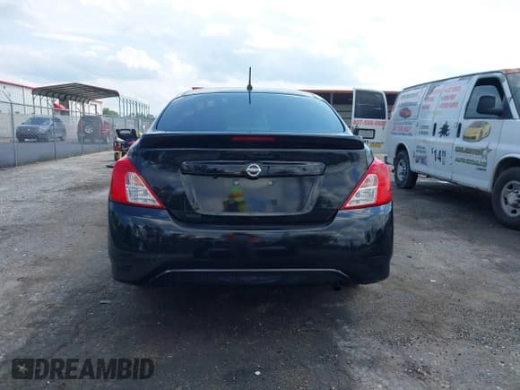✅ 2019 Nissan Versa SV • VIN: 3N1CN7AP4KL878106 • Lot: 43076437. Listed on IAAI with 72,448 mi. Free auction sales archive from the USA and detailed vehicle history report at DreamBid. Image 16.
