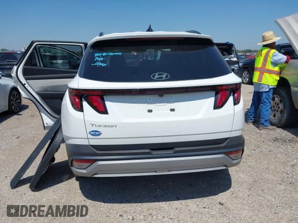 ✅ 2025 Hyundai Tucson SEL • VIN: 5NMJB3DE5SH555616 • Лот: 43202065. Опубликован ранее на IAAI с пробегом 271 миль. Бесплатный доступ к архиву аукционных продаж из США и подробный отчёт об истории автомобиля на DreamBid. Изображение 17.