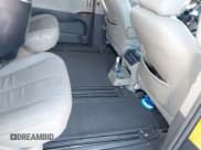 ✅ 2014 Toyota Sienna XLE • VIN: 5TDYK3DC0ES446673 • Lot: 43556251. Listed on IAAI with 204,332 mi. Free auction sales archive from the USA and detailed vehicle history report at DreamBid. Image 8.