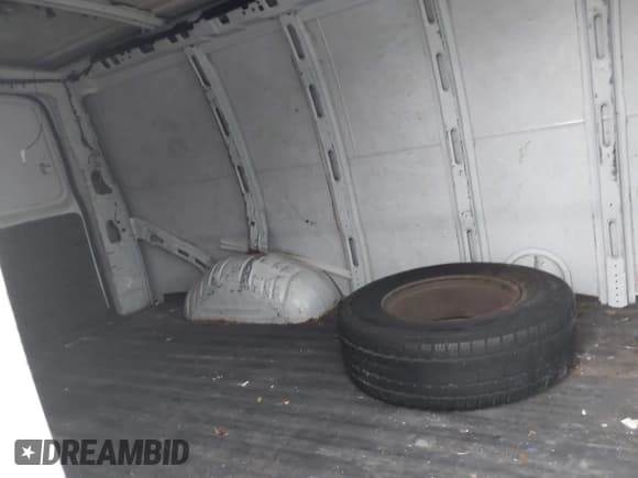 ✅ 2005 Chevrolet Express Cargo • VIN: 1GCGG25V951155867 • Лот: 43446720. Опубликован ранее на IAAI с пробегом 226 162 миль. Бесплатный доступ к архиву аукционных продаж из США и подробный отчёт об истории автомобиля на DreamBid. Изображение 8.