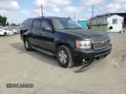 ✅ 2014 Chevrolet Suburban LT • VIN: 1GNSCJE00ER185661 • Лот: 82712675. Опубликован ранее на Copart с пробегом 101 363 миль. Бесплатный доступ к архиву аукционных продаж из США и подробный отчёт об истории автомобиля на DreamBid. Изображение 14.
