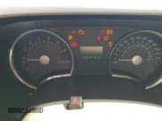 ✅ 2007 Mercury Mountaineer Premier • VIN: 4M2EU38867UJ14443 • Lot: 71012535. Wystawiony na Copart z przebiegiem 129 647 mil. Bezpłatny archiwum sprzedaży aukcyjnych z USA i szczegółowy raport historii pojazdu na DreamBid. Zdjęcie 9.