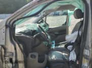 ✅ 2014 Ford Transit Connect Titanium • VIN: NM0GE9G70E1170297 • Lot: 60144375. Wystawiony na Copart z przebiegiem 135 439 mil. Bezpłatny archiwum sprzedaży aukcyjnych z USA i szczegółowy raport historii pojazdu na DreamBid. Zdjęcie 7.