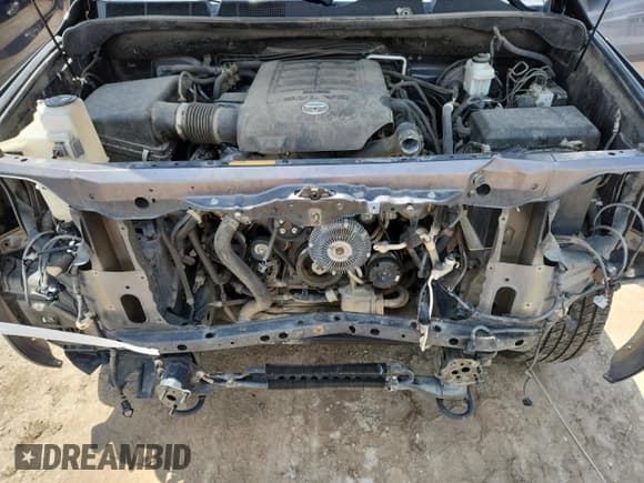 ✅ 2012 Toyota Sequoia Platinum • VIN: 5TDDW5G16CS071698 • Lot: 59729575. Listed on Copart with 215,512 mi. Free auction sales archive from the USA and detailed vehicle history report at DreamBid. Image 12.