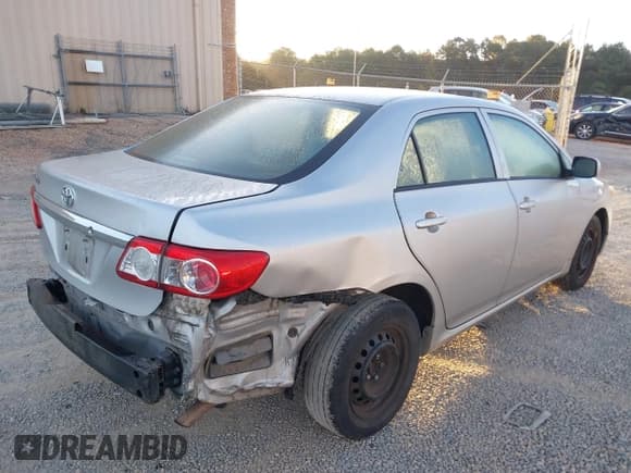 ✅ 2012 Toyota Corolla LE • VIN: 2T1BU4EE8CC883204 • Lot: 43534039. Listed on IAAI with 202,649 mi. Free auction sales archive from the USA and detailed vehicle history report at DreamBid. Image 4.