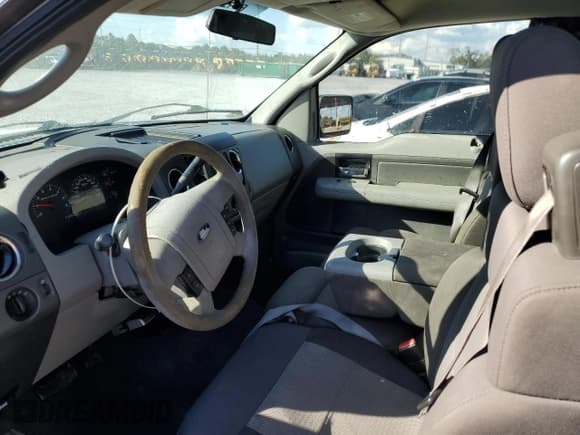 ✅ 2005 Ford F-150 STX • VIN: 1FTRX12W05NB09224 • Лот: 87452365. Опубликован ранее на Copart с пробегом 279 656 миль. Бесплатный доступ к архиву аукционных продаж из США и подробный отчёт об истории автомобиля на DreamBid. Изображение 8.