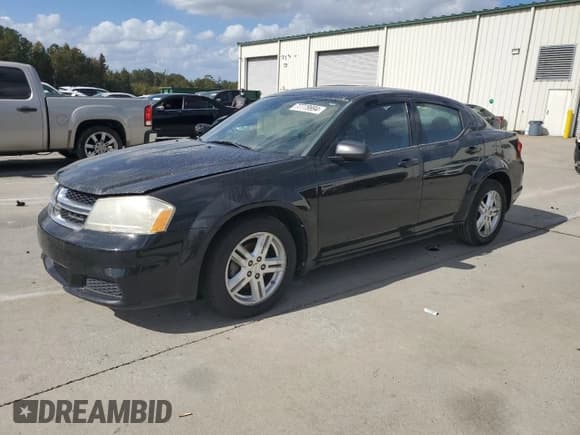 ✅ 2012 Dodge Avenger SXT • VIN: 1C3CDZCB6CN112154 • Лот: 77779994. Опубликован ранее на Copart с пробегом 153 388 миль. Бесплатный доступ к архиву аукционных продаж из США и подробный отчёт об истории автомобиля на DreamBid. Изображение 1.