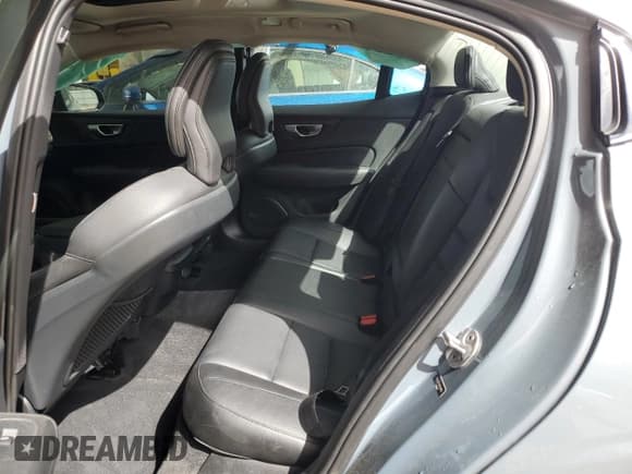 ✅ 2024 Volvo S60 Core Dark Theme • VIN: 7JRL12FK5RG298260 • Lot: 82146815. Wystawiony na Copart z przebiegiem 33 106 mil. Bezpłatny archiwum sprzedaży aukcyjnych z USA i szczegółowy raport historii pojazdu na DreamBid. Zdjęcie 10.