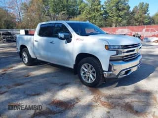✅ 2019 Chevrolet Silverado 1500 LTZ • VIN: 3GCUYGED0KG109314 • Lot: 43892760. Wystawiony na IAAI z przebiegiem 98 208 mil. Bezpłatny archiwum sprzedaży aukcyjnych z USA i szczegółowy raport historii pojazdu na DreamBid. Zdjęcie 1.