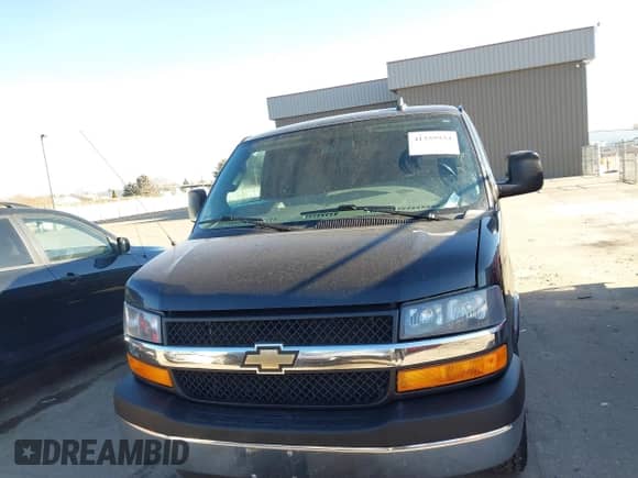 2016 Chevrolet Express Passenger LT with VIN 1GAZGPFF7G1296879, listed as a IAAI auction lot 41359934 with 169,856 mi miles and . Bid and sale history available at DreamBid. Image 12.