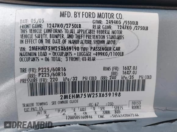 ✅ 2005 Mercury Grand Marquis LS Premium • VIN: 2MEHM75W25X659198 • Lot: 43270399. Listed on IAAI with 92,110 mi. Free auction sales archive from the USA and detailed vehicle history report at DreamBid. Image 9.