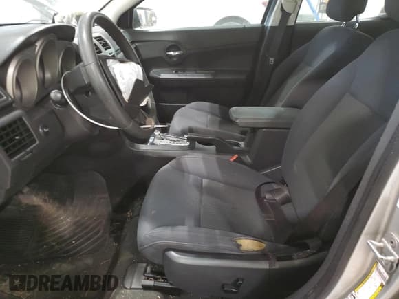 ✅ 2010 Dodge Avenger SXT • VIN: 1B3CC4FB5AN185527 • Лот: 83856564. Опубликован ранее на Copart с пробегом 207 558 миль. Бесплатный доступ к архиву аукционных продаж из США и подробный отчёт об истории автомобиля на DreamBid. Изображение 7.