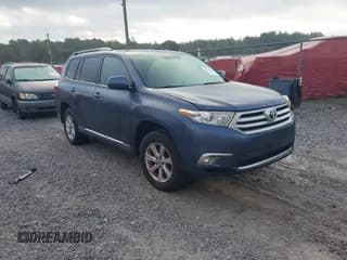✅ 2011 Toyota Highlander • VIN: 5TDZK3EH2BS033261 • Лот: 43798634. Опубликован ранее на IAAI с пробегом 286 546 миль. Бесплатный доступ к архиву аукционных продаж из США и подробный отчёт об истории автомобиля на DreamBid. Изображение 1.