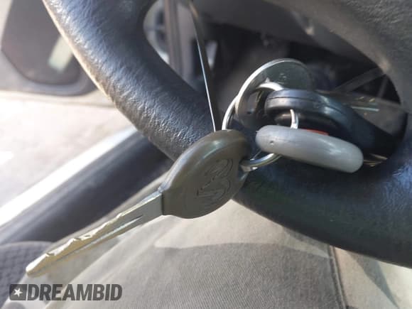 ✅ 2006 Dodge Stratus SXT • VIN: 1B3AL46T66N254166 • Лот: 43108623. Опубликован ранее на IAAI с пробегом 150 903 миль. Бесплатный доступ к архиву аукционных продаж из США и подробный отчёт об истории автомобиля на DreamBid. Изображение 11.