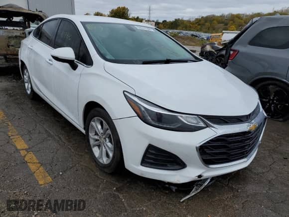 2019 Chevrolet Cruze LT с VIN 1G1BE5SM1K7131139, выставлен на аукционе Copart как лот 63574142 с пробегом 32 906 миль миль и . История ставок и продаж доступна на DreamBid. Изображение 1.