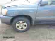 2007 Toyota Highlander с VIN JTEGD21A970158378, выставлен на аукционе IAAI как лот 43037835 с пробегом 391 903 миль миль и . История ставок и продаж доступна на DreamBid. Изображение 13.