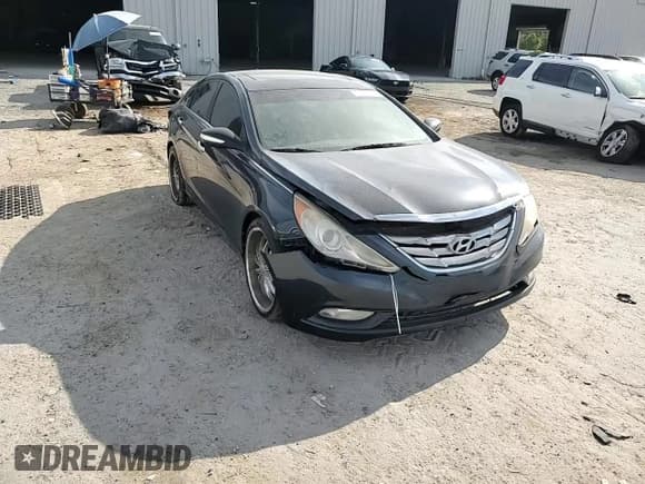 ✅ 2012 Hyundai Sonata Limited • VIN: 5NPEC4AC0CH477869 • Lot: 81098715. Wystawiony na Copart z przebiegiem 213 261 mil. Bezpłatny archiwum sprzedaży aukcyjnych z USA i szczegółowy raport historii pojazdu na DreamBid. Zdjęcie 13.