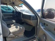 ✅ 2004 Chevrolet Tahoe LS • VIN: 1GNEC13VX4R124876 • Lot: 43208990. Listed on IAAI with 151,170 mi. Free auction sales archive from the USA and detailed vehicle history report at DreamBid. Image 5.