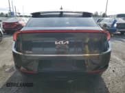 ✅ 2024 Kia EV6 Wind • VIN: KNDC3DLC3R5163033 • Lot: 57773865. Wystawiony na Copart z przebiegiem 9 996 mil. Bezpłatny archiwum sprzedaży aukcyjnych z USA i szczegółowy raport historii pojazdu na DreamBid. Zdjęcie 6.