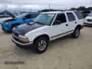 2001 Chevrolet Blazer LT with VIN 1GNDT13W11K237737, listed as a Copart auction lot 74698664 with Not provided miles and Salvage title. Bid and sale history available at DreamBid. Image 1.