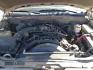 ✅ 2005 Ford Explorer Limited • VIN: 1FMDU75W15UA41227 • Lot: 42654773. Wystawiony na IAAI z przebiegiem 166 507 mil. Bezpłatny archiwum sprzedaży aukcyjnych z USA i szczegółowy raport historii pojazdu na DreamBid. Zdjęcie 10.