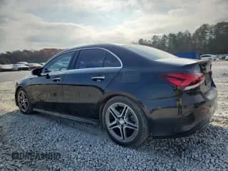 ✅ 2020 Mercedes-Benz A 220 • VIN: W1K3G4FB1LW046680 • Лот: 93825735. Опубликован ранее на Copart с пробегом 87 988 миль. Бесплатный доступ к архиву аукционных продаж из США и подробный отчёт об истории автомобиля на DreamBid. Изображение 2.