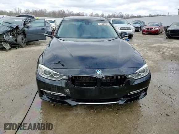 ✅ 2013 BMW 3 Series 328i • VIN: WBA3C1C54DK103737 • Lot: 47820025. Listed on Copart with 134,896 mi. Free auction sales archive from the USA and detailed vehicle history report at DreamBid. Image 14.