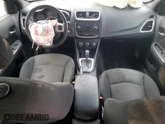 ✅ 2014 Dodge Avenger SXT • VIN: 1C3CDZCB5EN152213 • Lot: 93470625. Wystawiony na Copart z przebiegiem 140 068 mil. Bezpłatny archiwum sprzedaży aukcyjnych z USA i szczegółowy raport historii pojazdu na DreamBid. Zdjęcie 8.