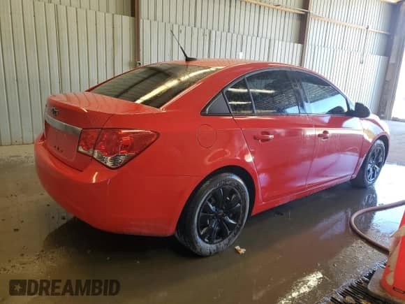 2014 Chevrolet Cruze LS с VIN 1G1PA5SG5E7117311, выставлен на аукционе Copart как лот 84766575 с пробегом 115 755 миль миль и Списание • Salvage title. История ставок и продаж доступна на DreamBid. Изображение 3.