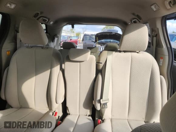 ✅ 2013 Toyota Sienna LE AAS • VIN: 5TDKK3DC1DS285870 • Lot: 85521145. Listed on Copart with 108,601 mi. Free auction sales archive from the USA and detailed vehicle history report at DreamBid. Image 10.