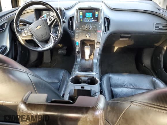 ✅ 2012 Chevrolet Volt • VIN: 1G1RD6E43CU107981 • Lot: 83581294. Wystawiony na Copart z przebiegiem 144 204 mil. Bezpłatny archiwum sprzedaży aukcyjnych z USA i szczegółowy raport historii pojazdu na DreamBid. Zdjęcie 8.