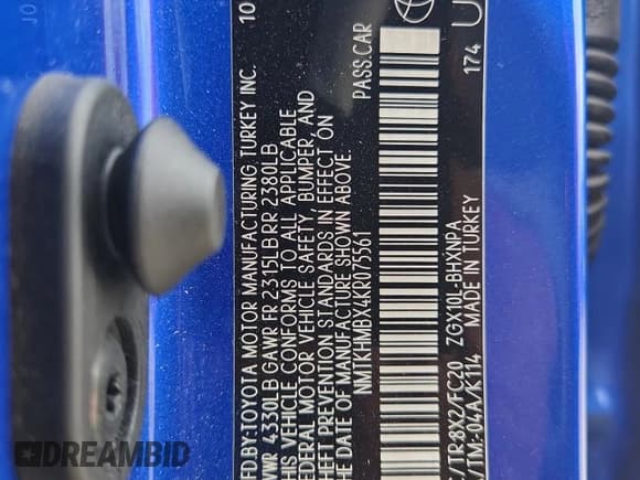 ✅ 2019 Toyota C-HR LE • VIN: NMTKHMBX4KR075561 • Лот: 81630915. Опубликован ранее на Copart с пробегом 79 510 миль. Бесплатный доступ к архиву аукционных продаж из США и подробный отчёт об истории автомобиля на DreamBid. Изображение 13.