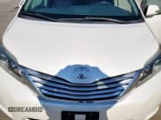 ✅ 2017 Toyota Sienna XLE Premium • VIN: 5TDYZ3DC5HS896674 • Лот: 84636035. Опубликован ранее на Copart с пробегом 77 365 миль. Бесплатный доступ к архиву аукционных продаж из США и подробный отчёт об истории автомобиля на DreamBid. Изображение 12.